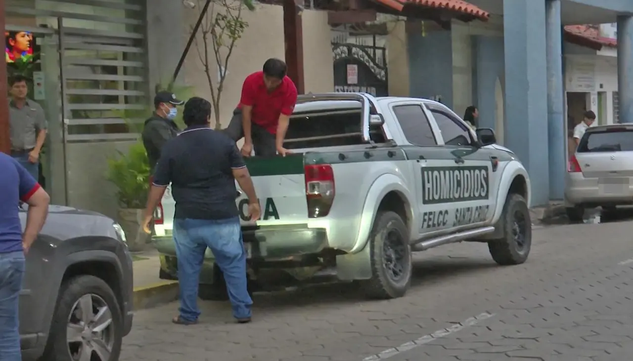 Joven médico es hallado sin vida al interior de un hotel en pleno centro cruceño