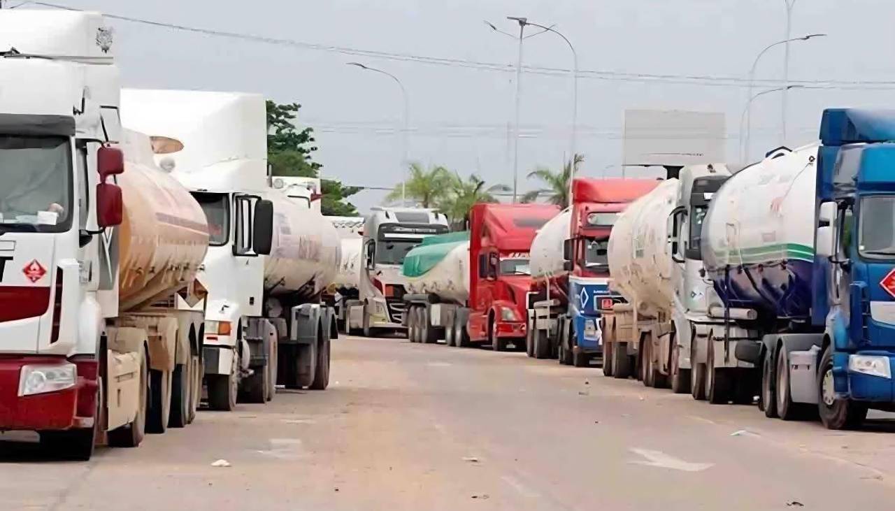 Aduana implementa procedimiento para agilizar el ingreso de diésel, gasolina y petróleo al país