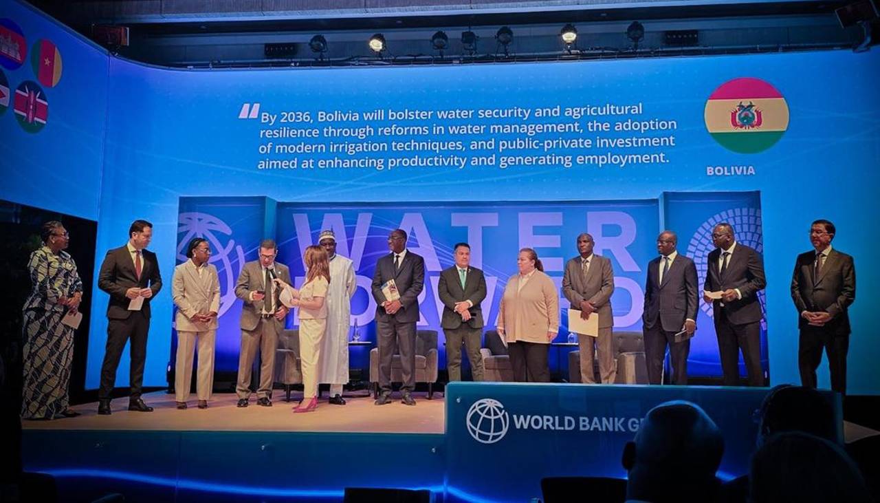 Ministros de Bolivia participan en encuentros del Banco Mundial y del BID en EEUU