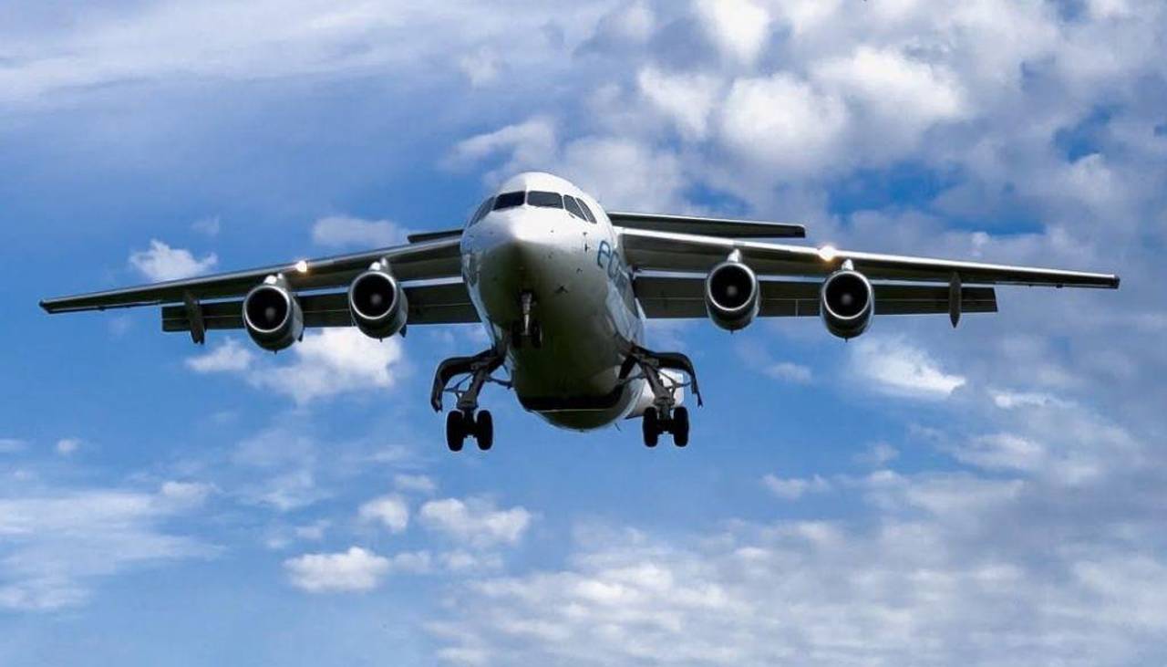 Ecojet vuelve a volar a Sucre y Tarija con nuevas frecuencias
