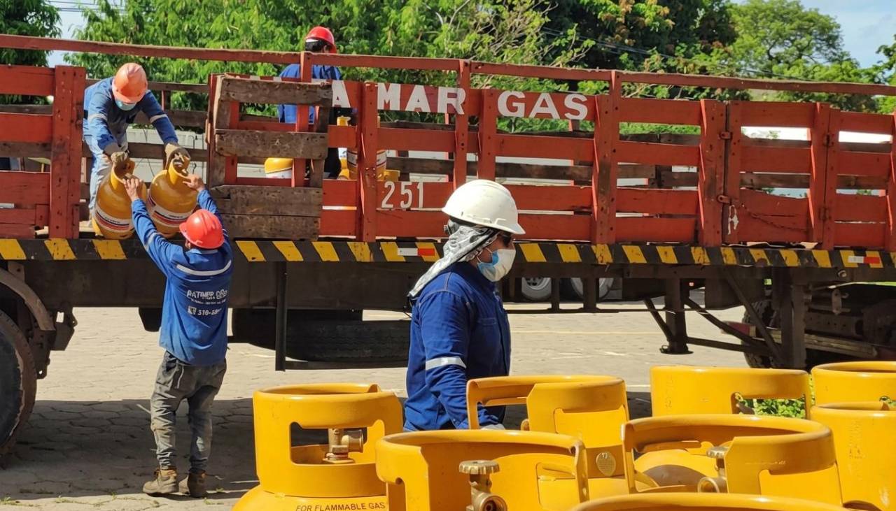 En medio de las filas por gasolina, las distribuidoras de gas ratifican que no saldrán a las calles desde este jueves