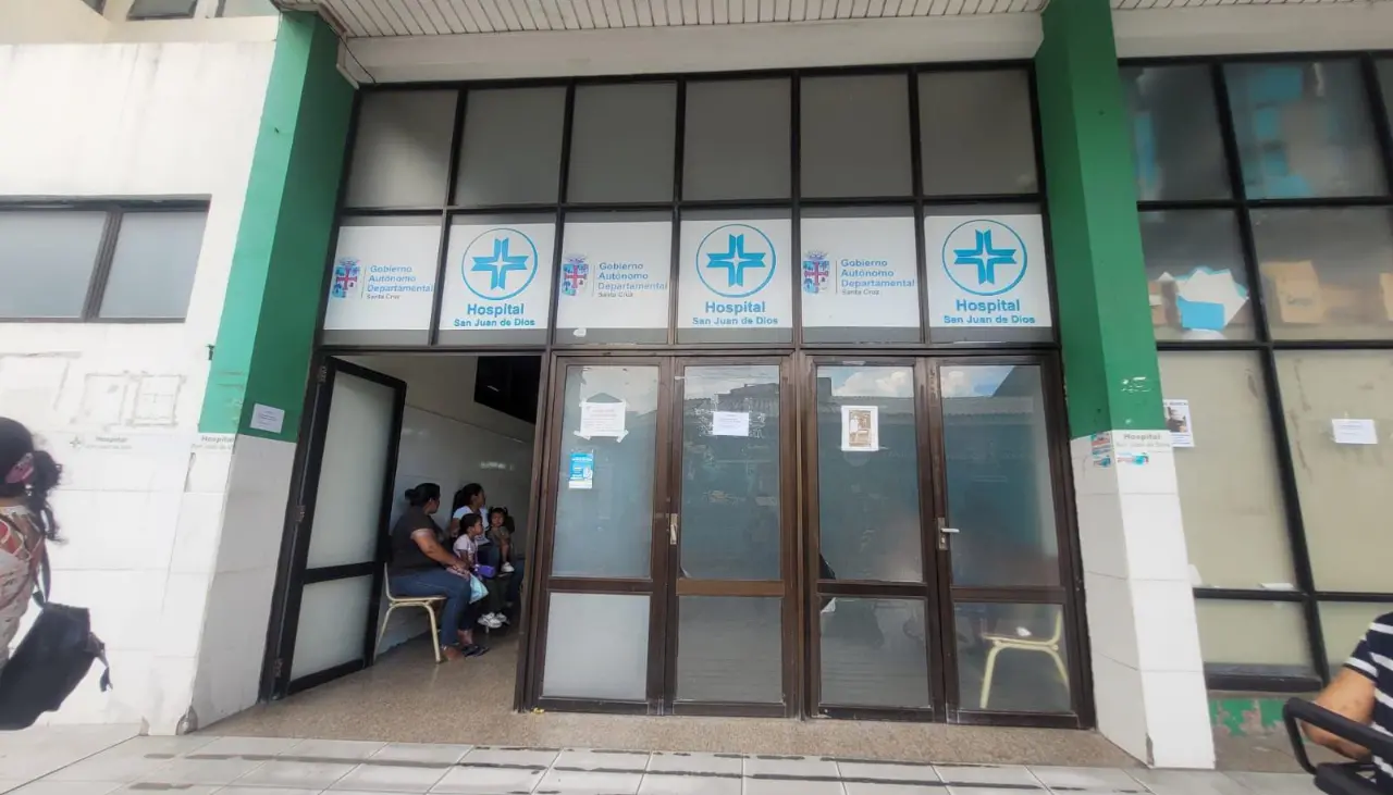 Arranca un paro de salud de 48 horas en Santa Cruz por falta de ítems y pago de retroactivo