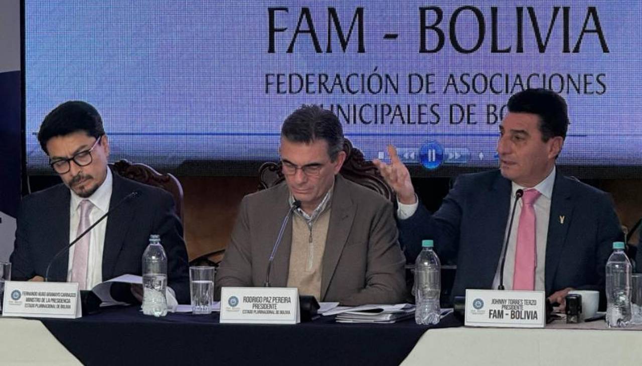 Concluye reunión entre el presidente Paz y alcaldes sobre el 50/50 y demandas municipales