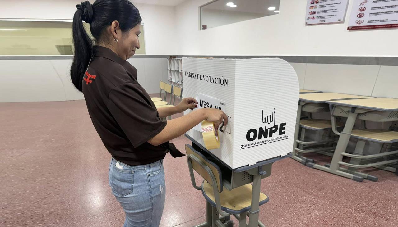 Peruanos que residen en Bolivia son convocados a votar en la jornada de balotaje
