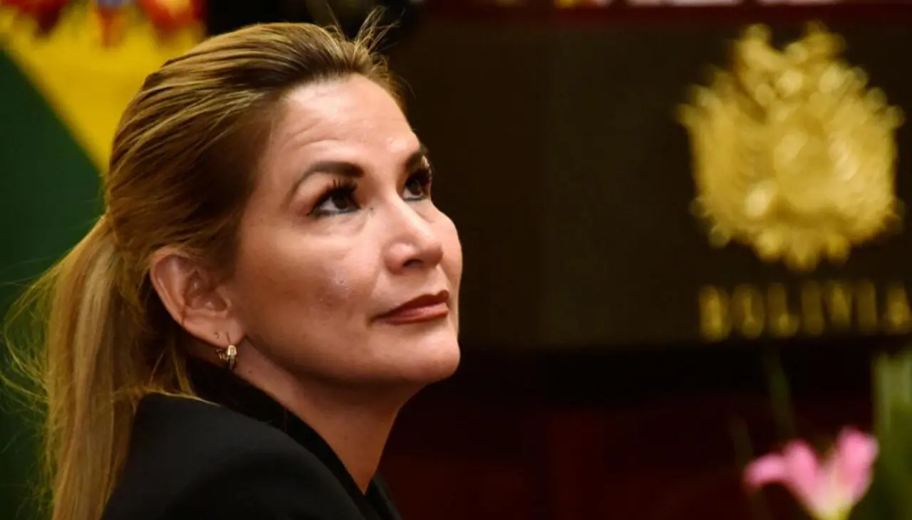 Tribunal dicta que Jeanine Áñez debe ser juzgada mediante juicio de responsabilidades en el caso Senkata