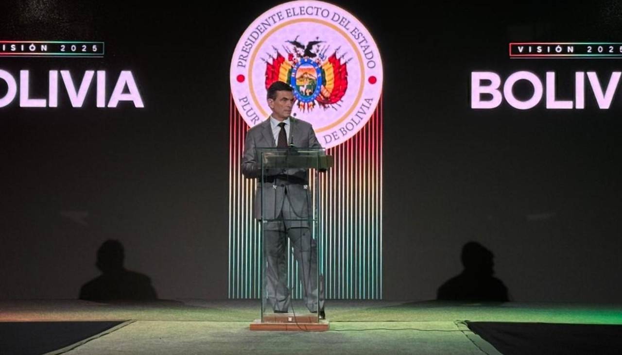 “Esta es su casa, aquí pueden invertir”: El mensaje de Rodrigo Paz a empresarios del exterior