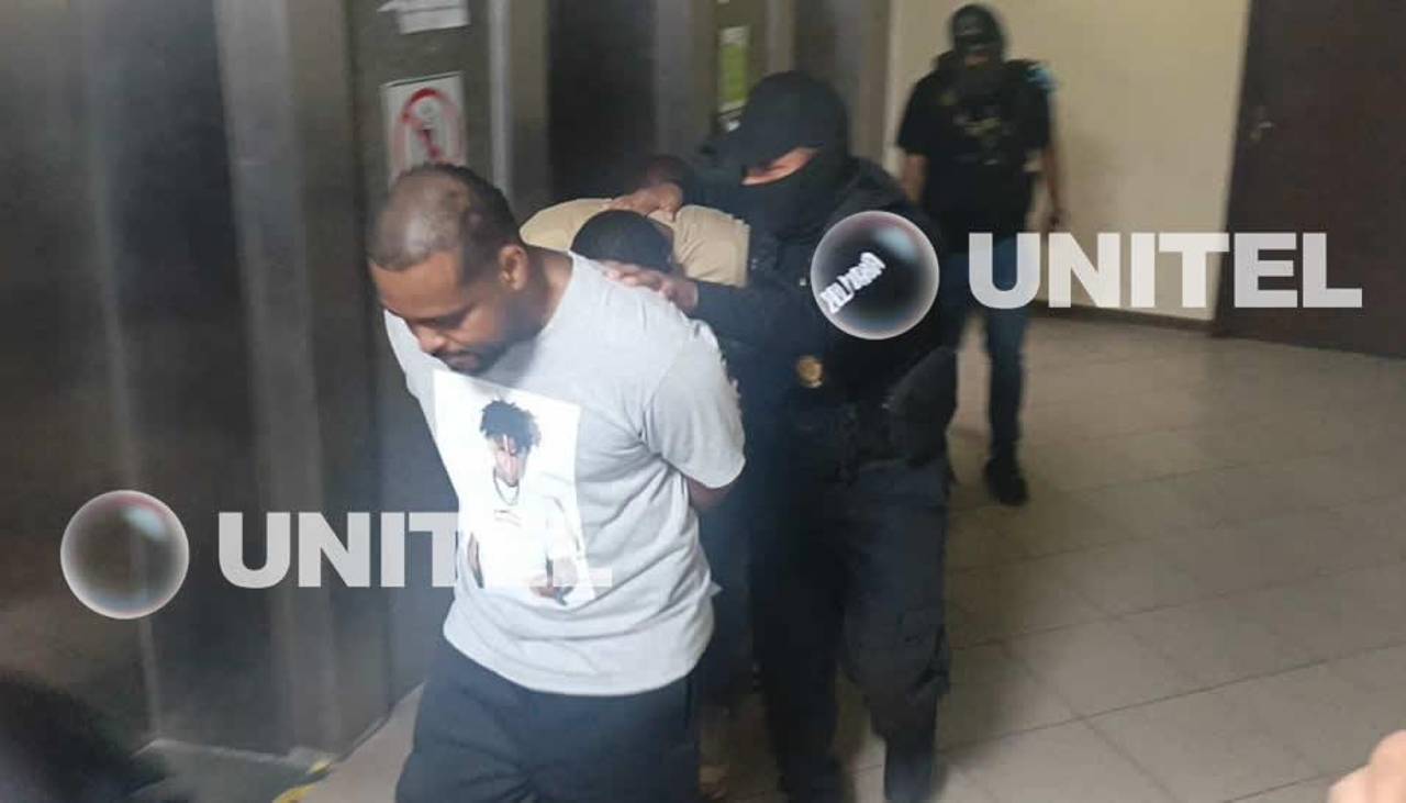 ‘Mapaya’ y otros 10 colombianos llegan a su audiencia cautelar en medio de un fuerte dispositivo de seguridad