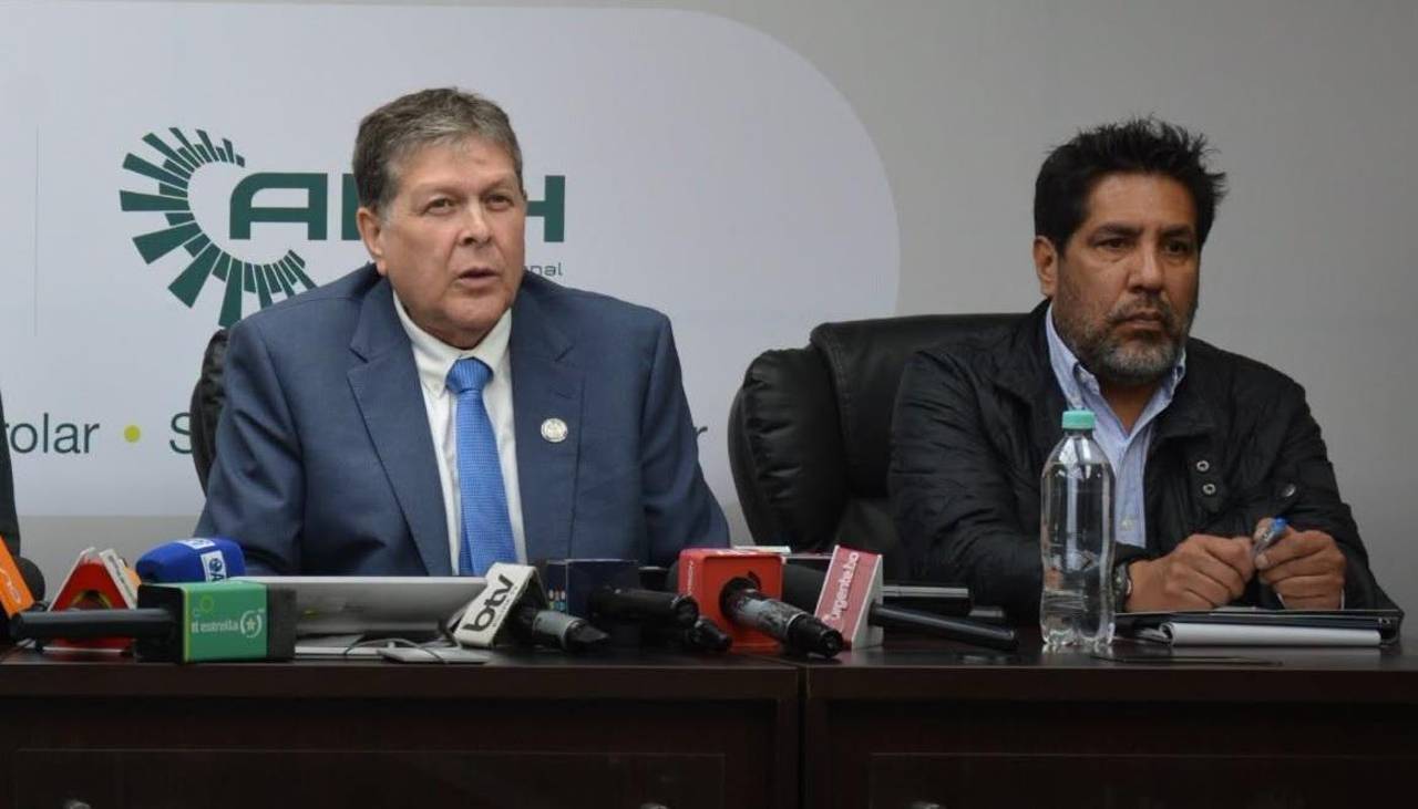 Ministro dice que renuncia del director de la ANH aún debe ser aceptada y descarta móviles políticos