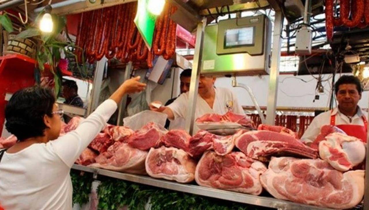 Porcinocultores advierten que no tienen soya ni maíz y que esto puede afectar el precio de la carne de cerdo para fin de año 