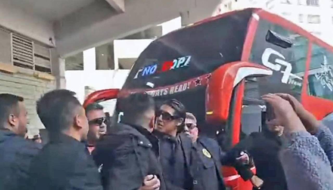 Se calienta la previa de la final del Torneo de Verano: Baldivieso llega al Siles en medio de insultos