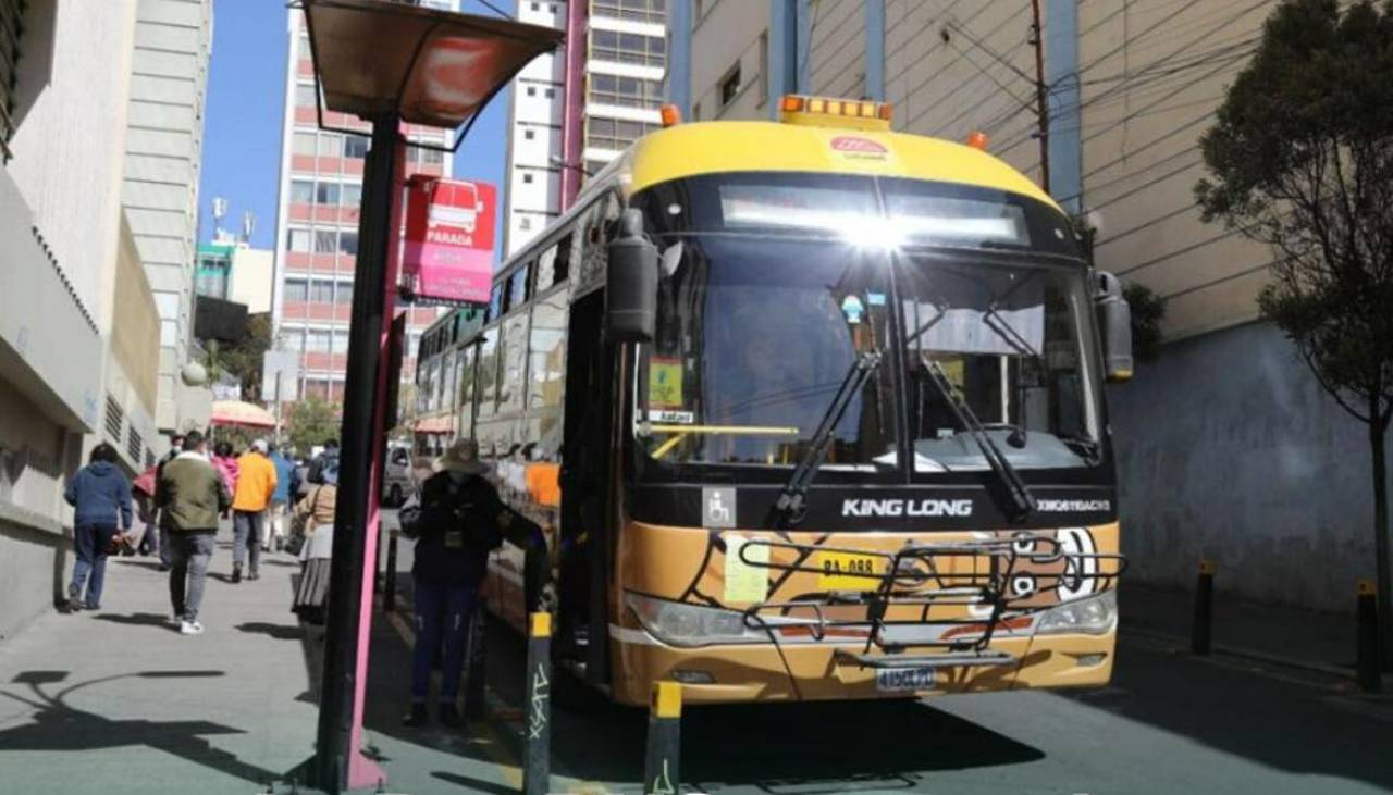 PumaKatari suspende operaciones desde este viernes por “falta de diésel”, reporta la Alcaldía de La Paz 