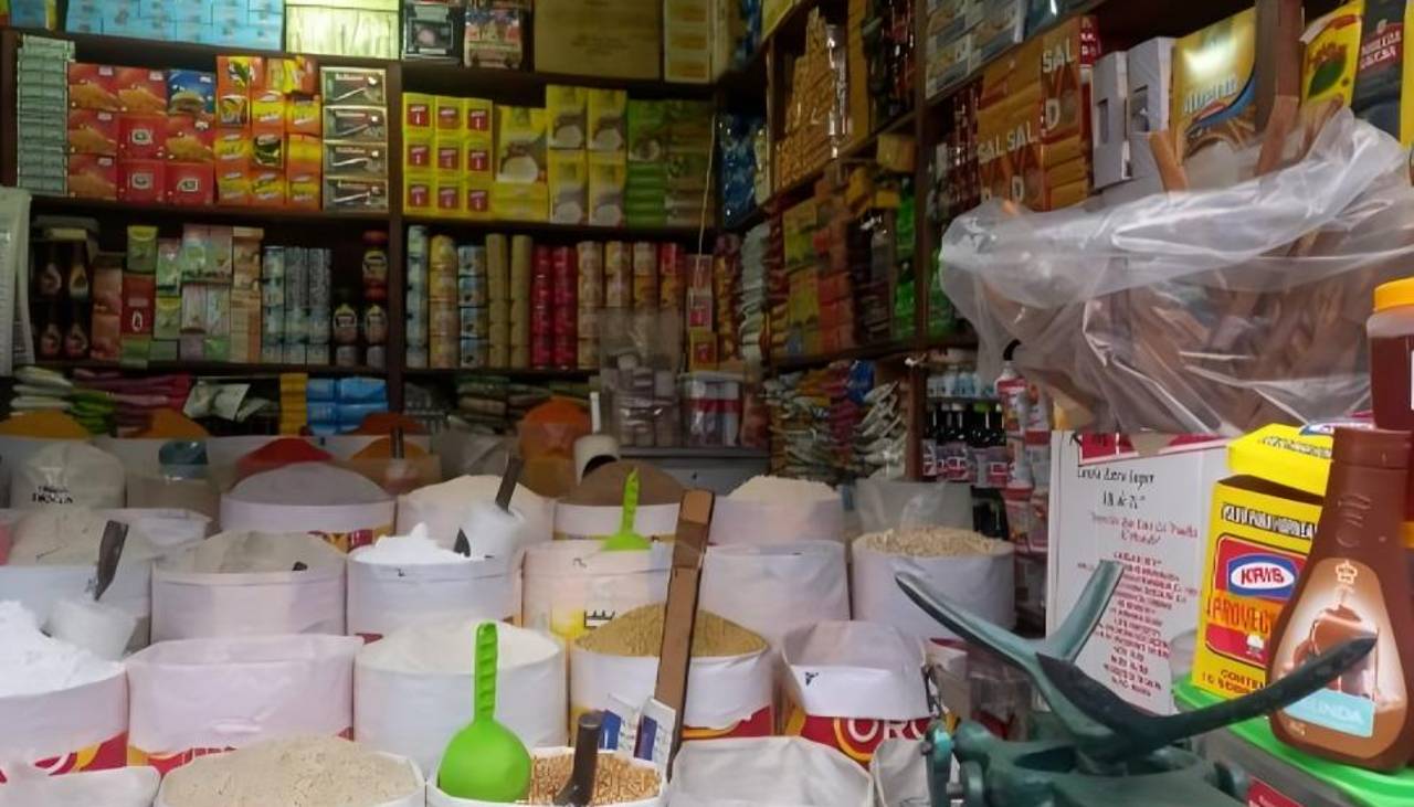 La Paz: Comerciante reporta alza en el precio de la harina por los bloqueos que cumplen 28 días