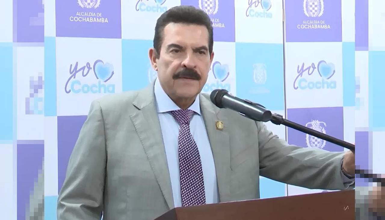 Manfred Reyes Villa jura nuevamente como alcalde de Cochabamba, esta es su agenda