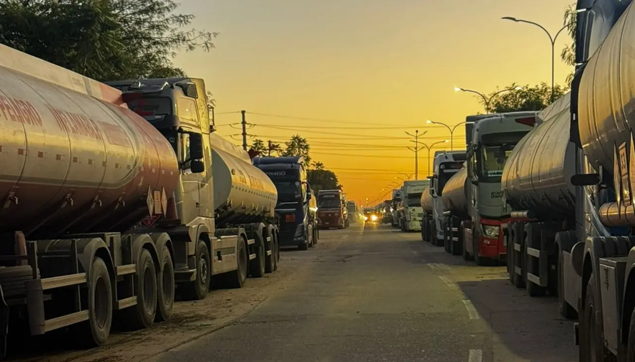 Santa Cruz: Cisternas esperan descargar combustible en la refinería de Palmasola