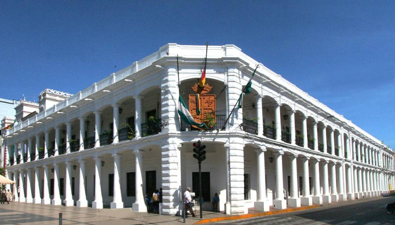 Un grupo de constructoras reclama deuda de más de Bs 40 millones de la Alcaldía cruceña 