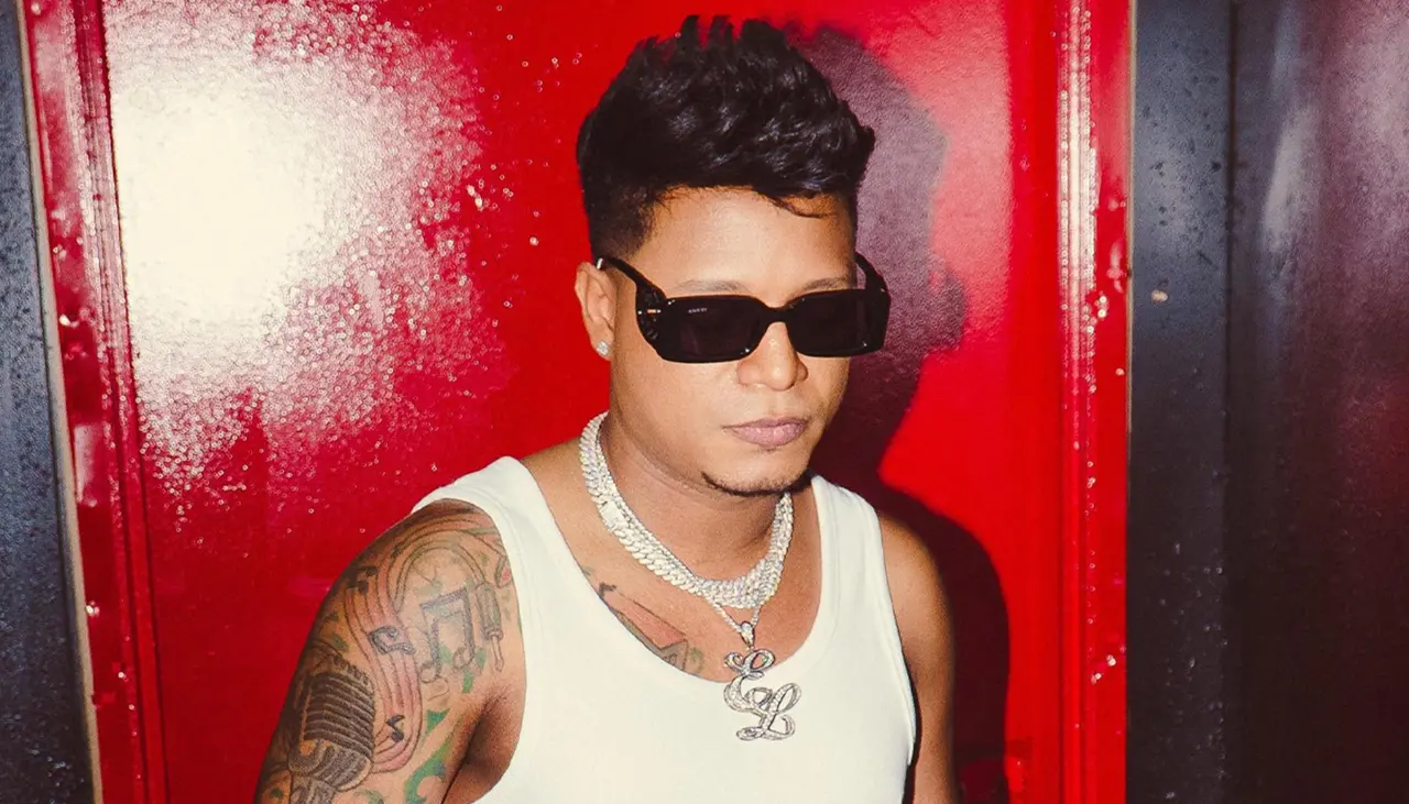 Reportan el arresto en La Paz del cantante Eddy Lover por incumplimiento de contrato