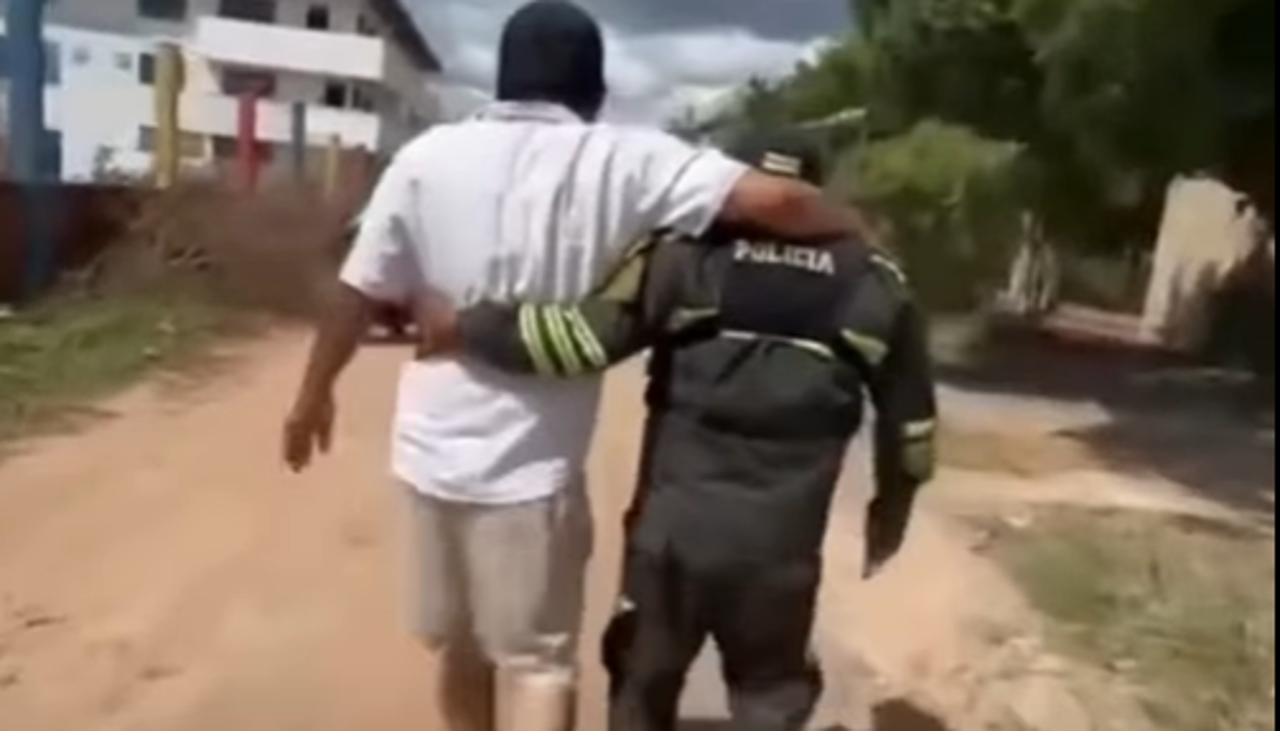 Sujeto intentó fugar tras ser aprehendido en un recinto electoral en el Plan Tres Mil