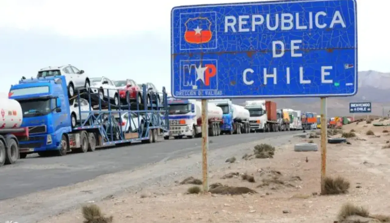 Transportistas varados en Pisiga: Cancillería señala que pidió a Chile adoptar medidas para reducir tiempos de espera