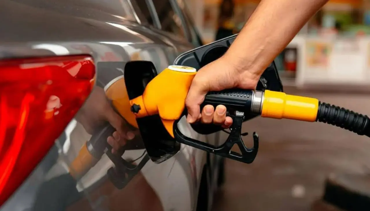 Comisión de Diputados prevé primer informe sobre calidad de la gasolina la próxima semana, dice legislador de Libre 