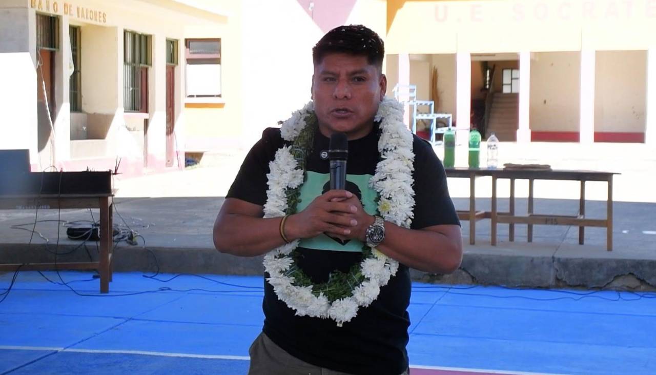Cívico de Cochabamba a Loza: “Regrese del Chapare y viabilice corredores humanitarios”