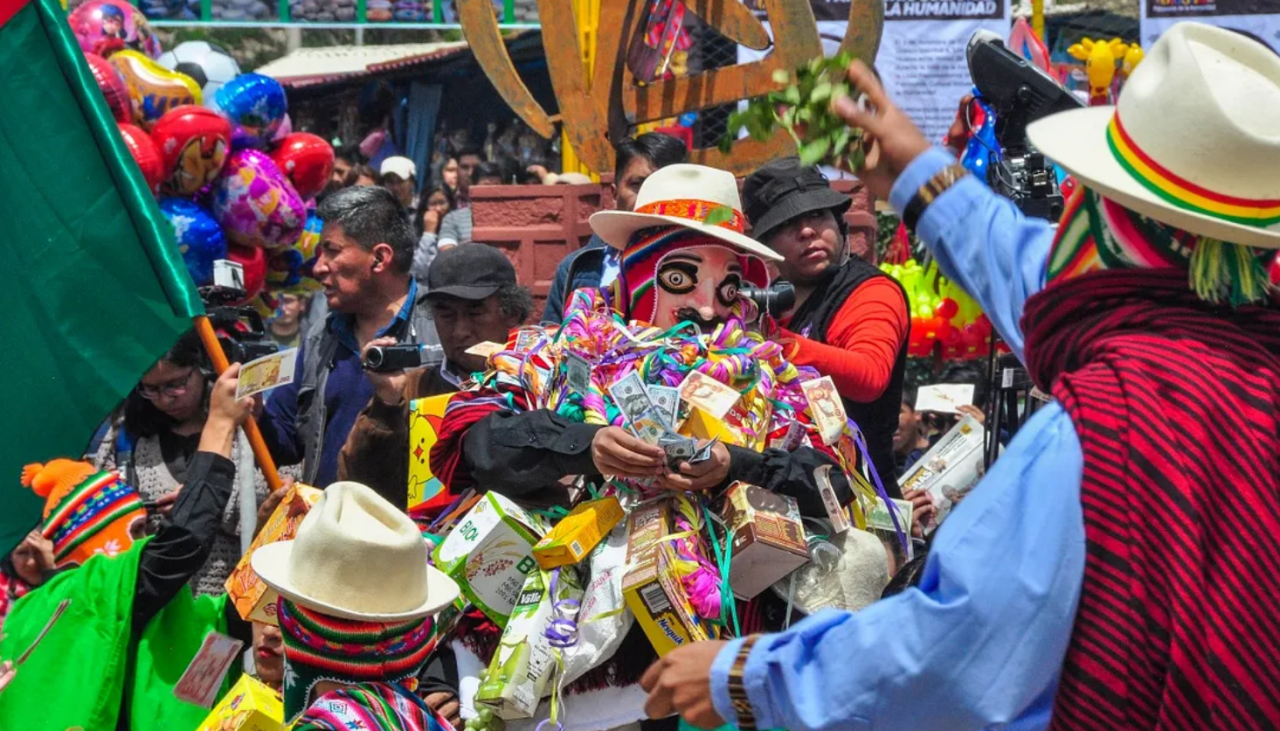 A un día de la feria de la abundancia, esto es lo que debe saber de la Alasita y su poder “atractivo”