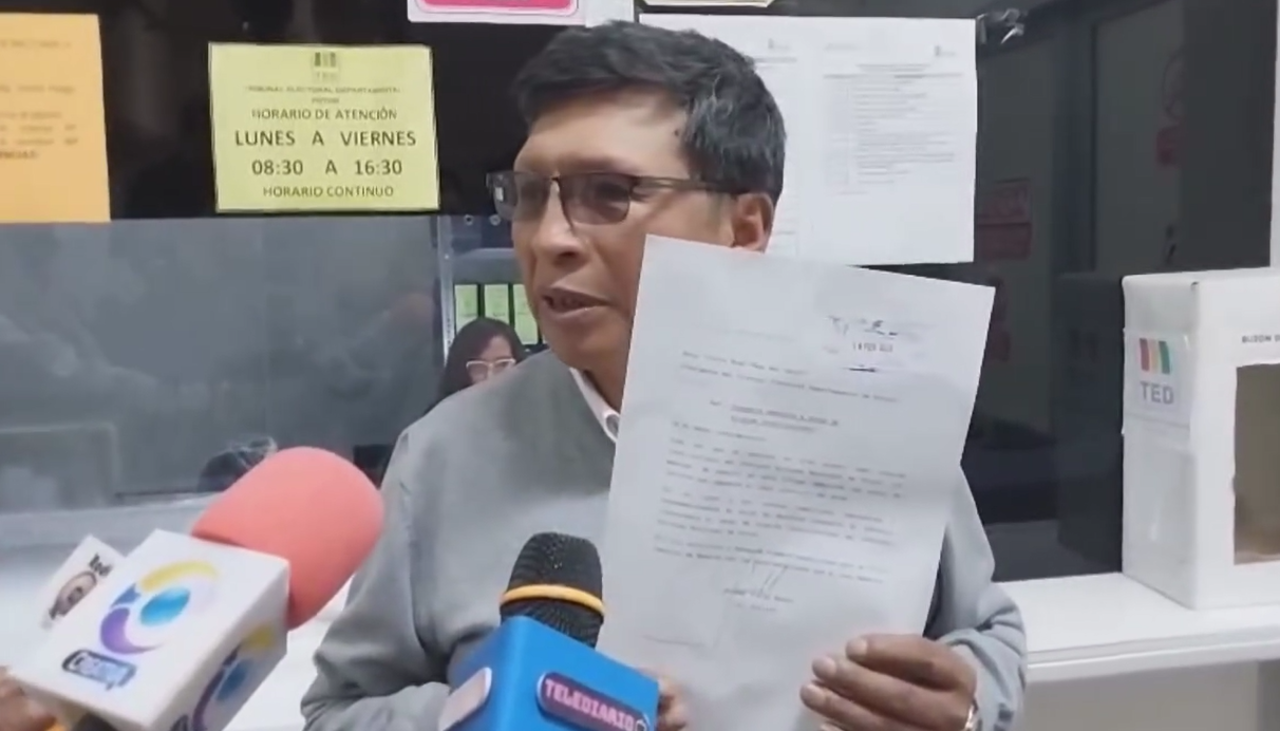 Jhonny Llally presenta su renuncia a la Alcaldía de Potosí y señala un motivo central
