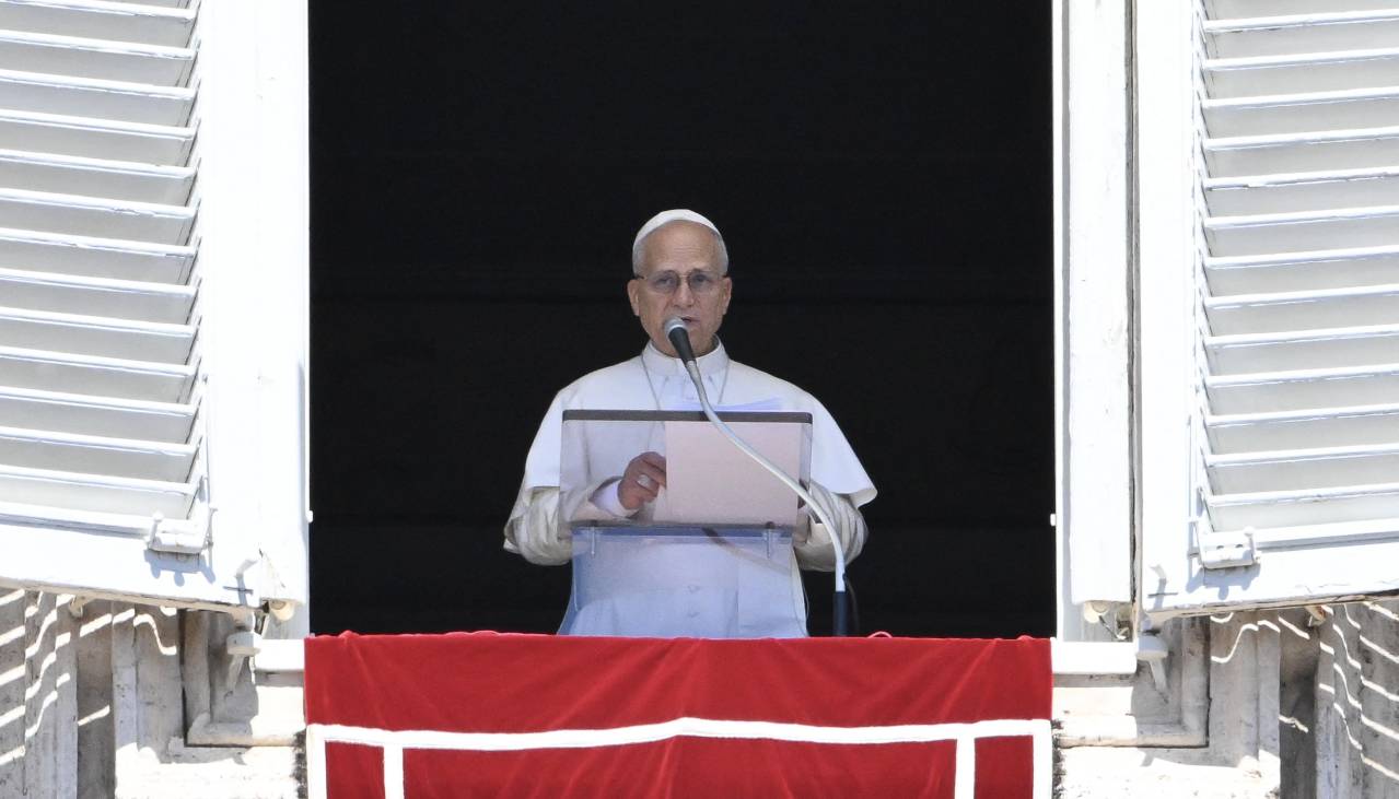 El papa pide terminar con “pandemia de armas” que mata a niños en crímenes y conflictos