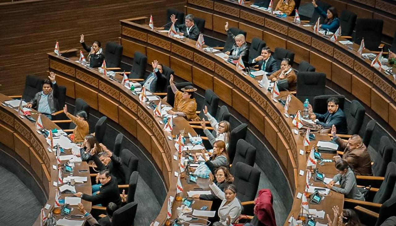 Diputados aprueban abrogación de la Ley 1720 de conversión de tierras 