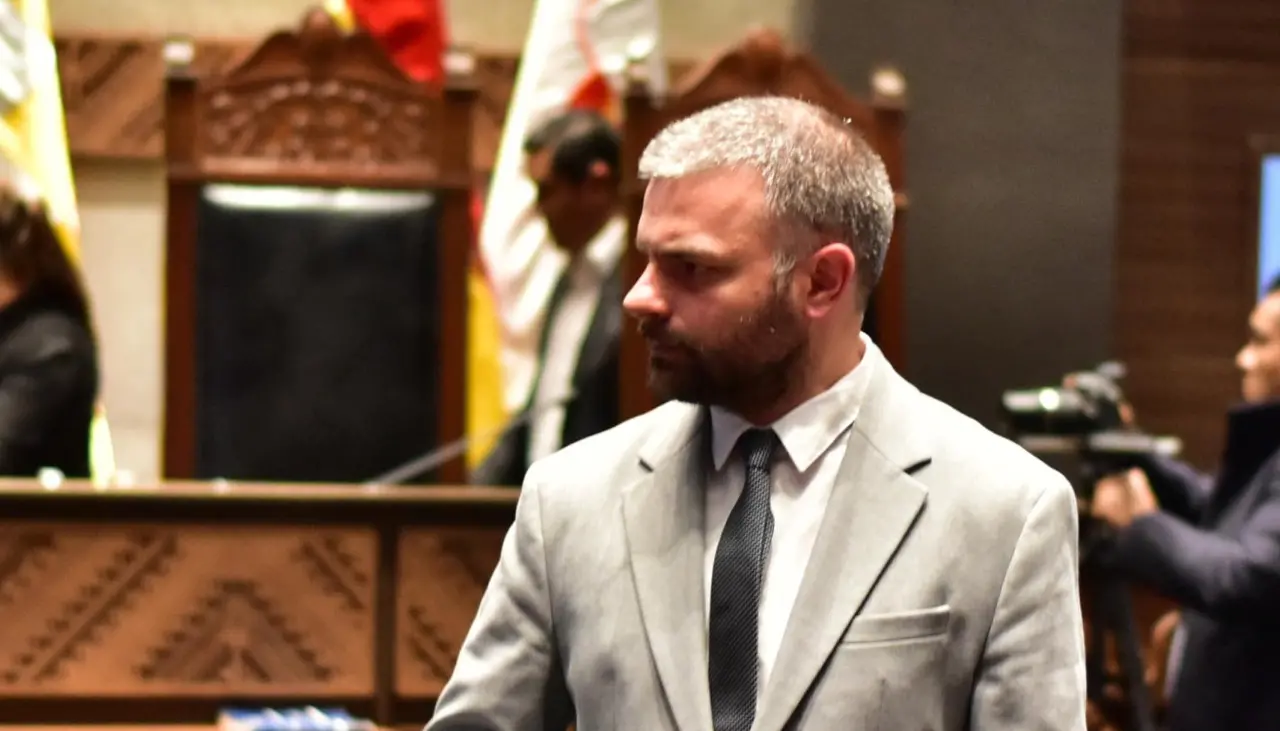 Fondo Indígena: Senador señala que a Arce no le corresponde un juicio de responsabilidades porque era ministro