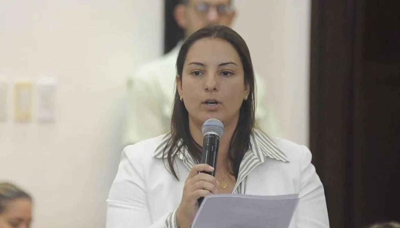 Caso maletas: Justicia otorga detención domiciliaria a Laura Rojas en una de las investigaciones