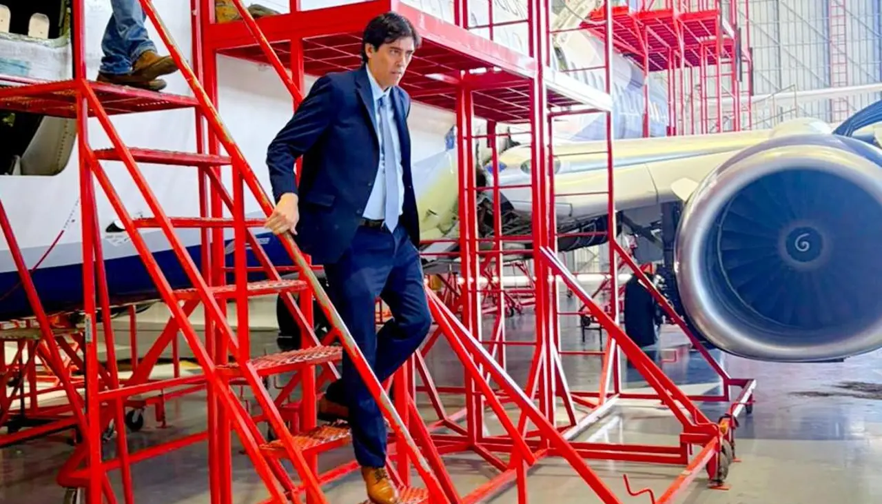 “Asistiré”: Zamora será interpelado por el siniestro del avión militar en el aeropuerto de El Alto