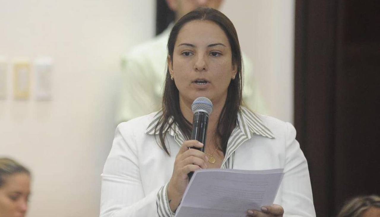 Caso maletas: Dictan arresto domiciliario sin escolta para Laura Rojas y fijan fianza de Bs 50.000