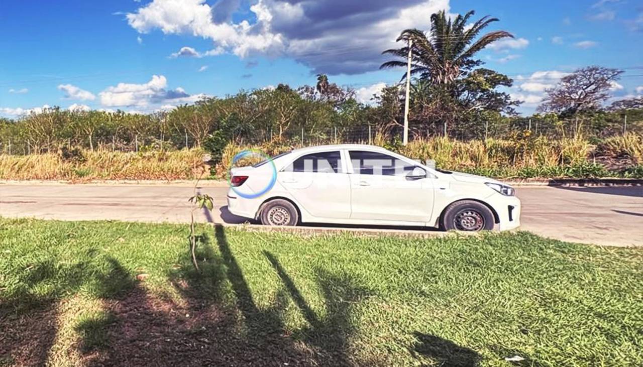 Encuentran el auto usado en el asesinato de un extranjero en Santa Cruz de la Sierra