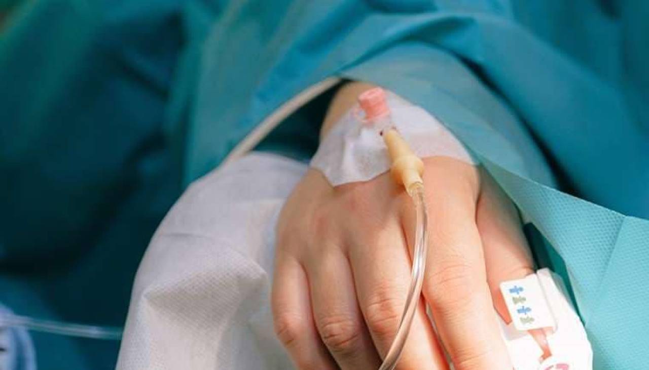 Adolescente en terapia por pelea de boxeo: Hay otra orden de aprehensión y temen que la víctima quede con parálisis