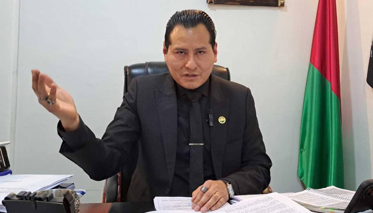 Fiscalía: “Se encontró una granja de bots y más de medio millón de bolivianos”, en allanamientos por Cerimedo en La Paz