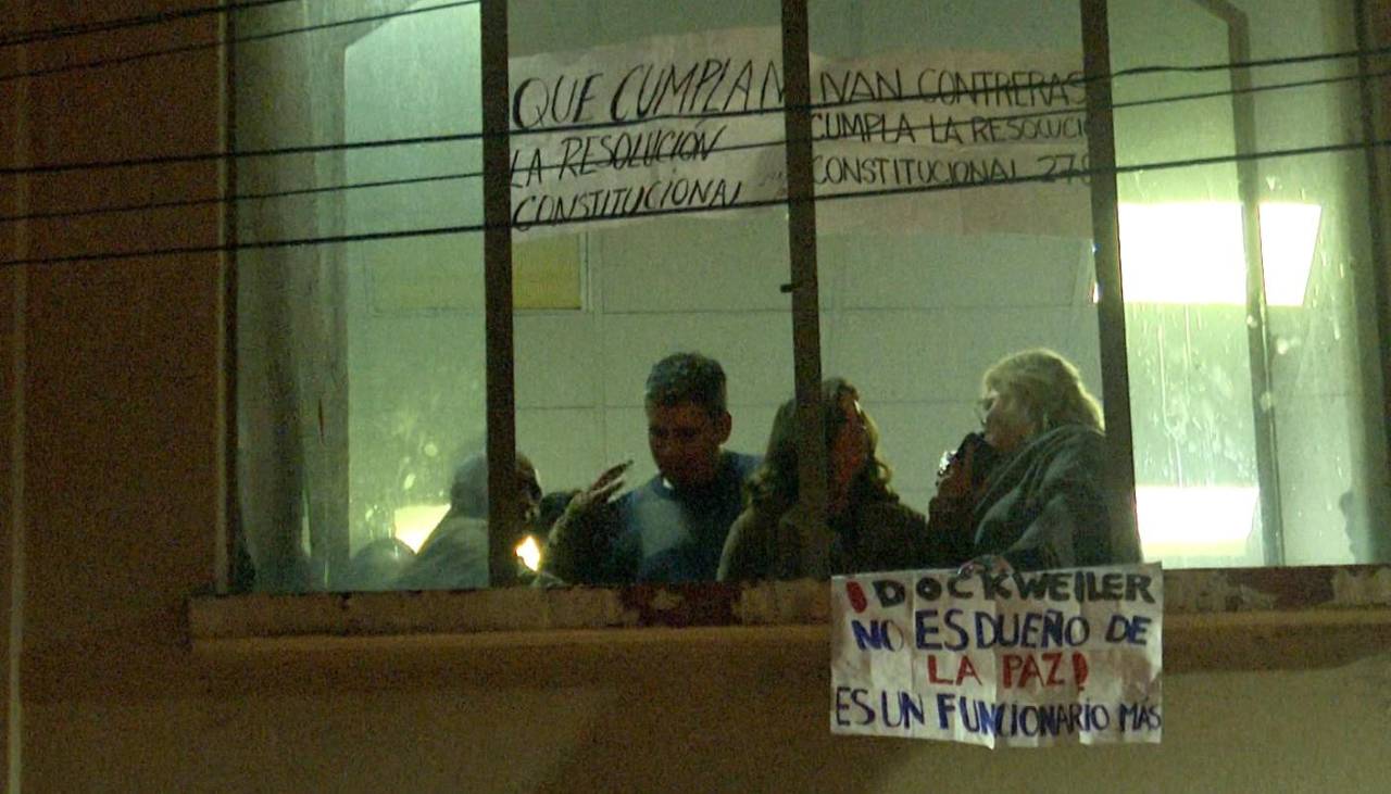 Concejales opositores instalan huelga para que Dockweiler pague salarios a los 60 empleados que contrataron 