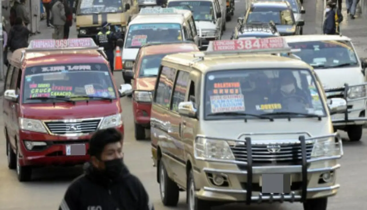 Dirigente del transporte Libre de La Paz: “Se debería analizar levantar la subvención para el sector particular”