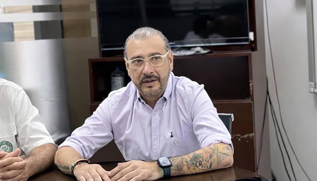 Tras denunciar corrupción, Rómulo Calvo es destituido de la Caja Petrolera de Salud