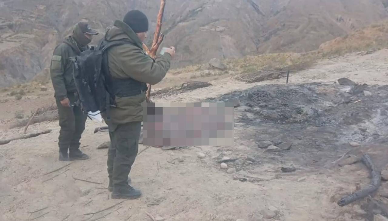 Rayo provoca un incendio y la muerte de dos personas
