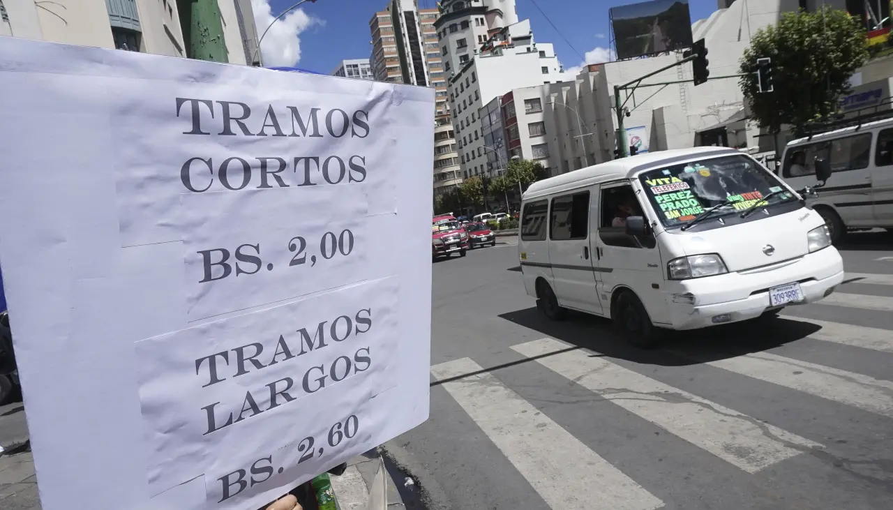 Bloqueo por pasajes en La Paz: Instruyen tolerancia para estudiantes, la UMSA suspende clases presenciales