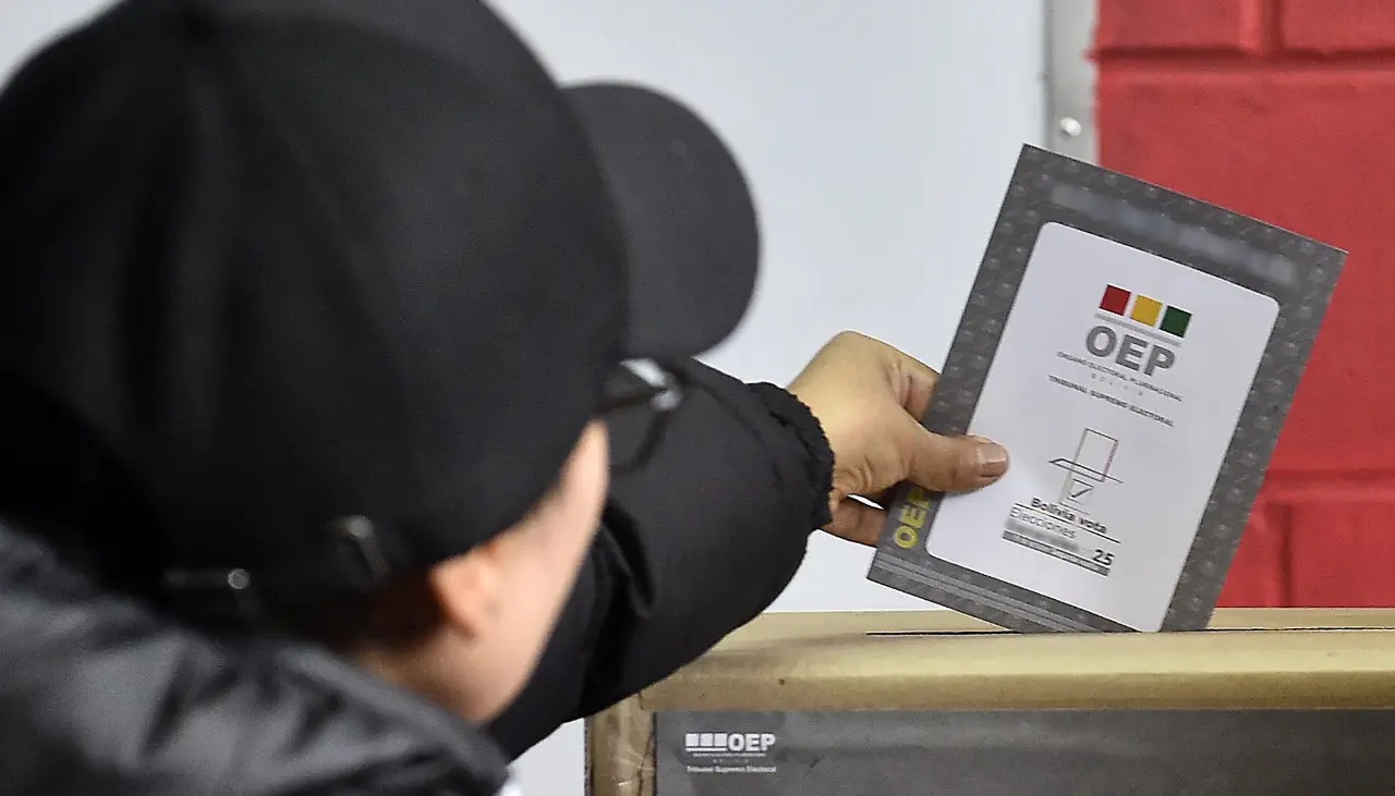 TSE registró 14 partidos y 23 alianzas para participar de las elecciones subnacionales