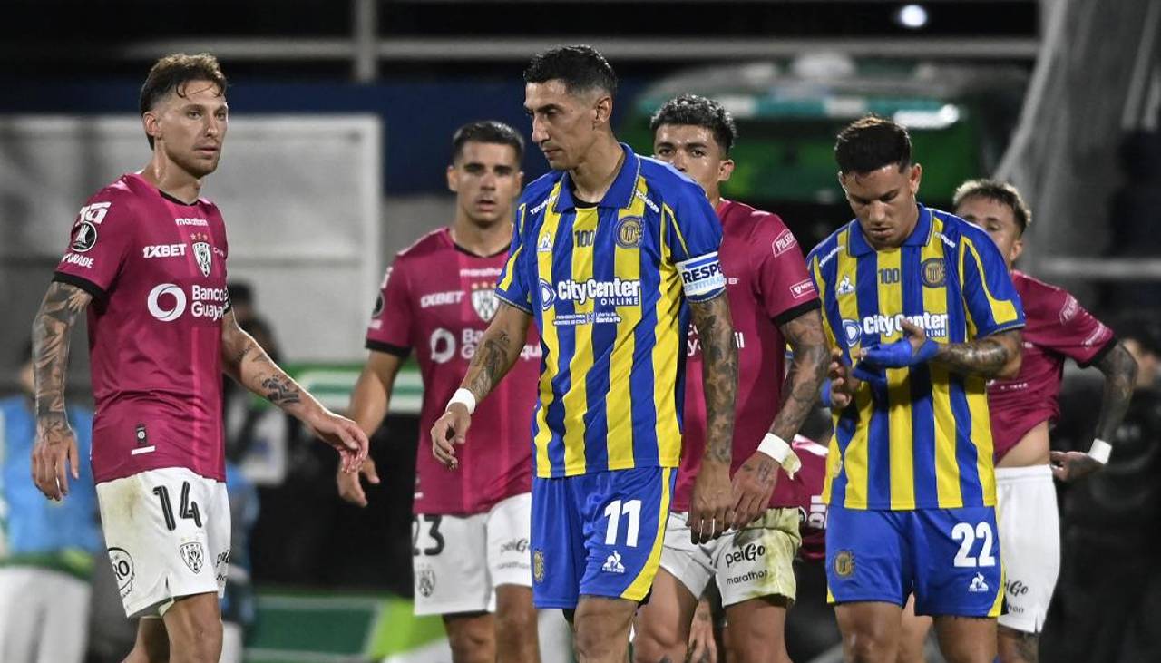 Rosario Central empata con Independiente del Valle en la vuelta de Di María a la Copa