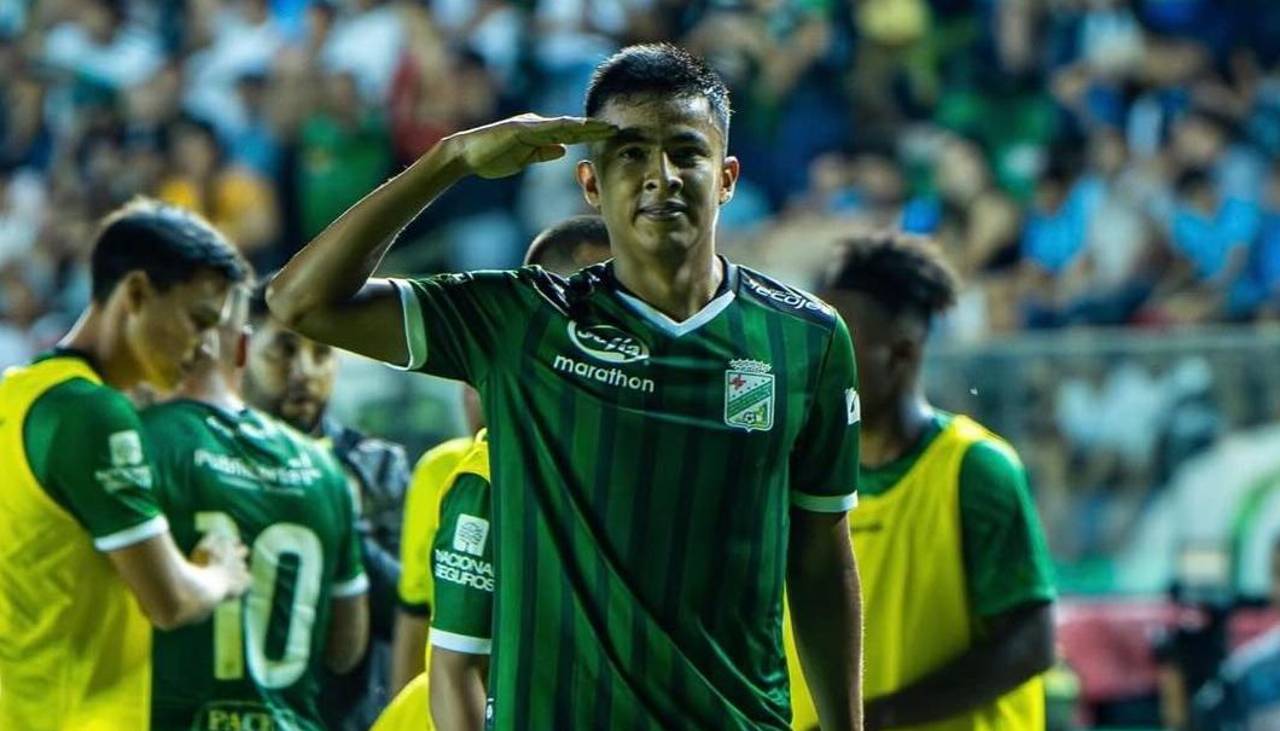 Oriente salda la deuda con Hugo Rojas y evita quita de puntos en los tribunales