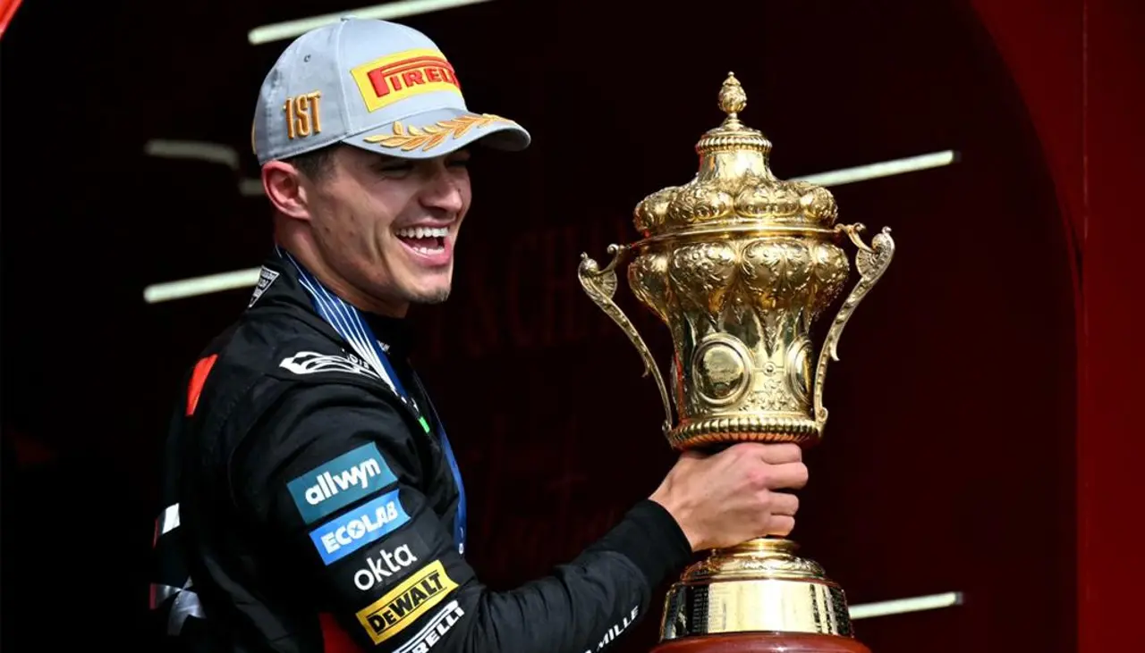 Lando Norris gana el Premio de Gran Bretaña con nuevo doblete de McLaren