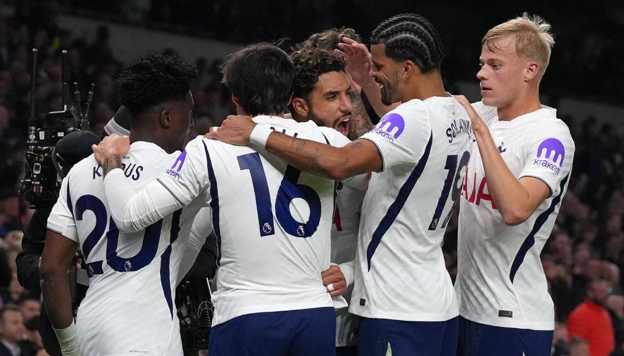 Tottenham logra su primera victoria y sale del descenso en la Premier League