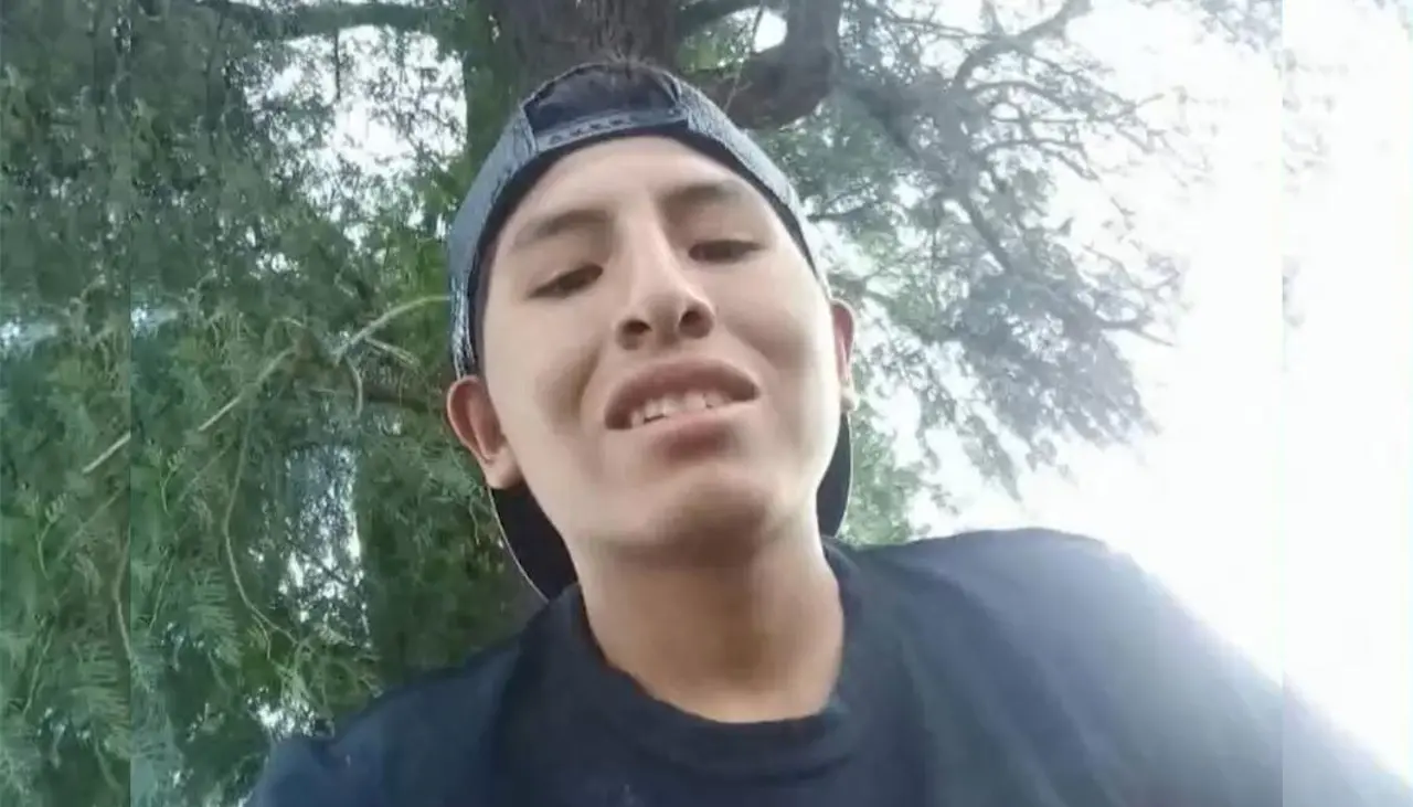 Un joven queda en terapia intensiva tras ser atropellado y abandonado en plena vía