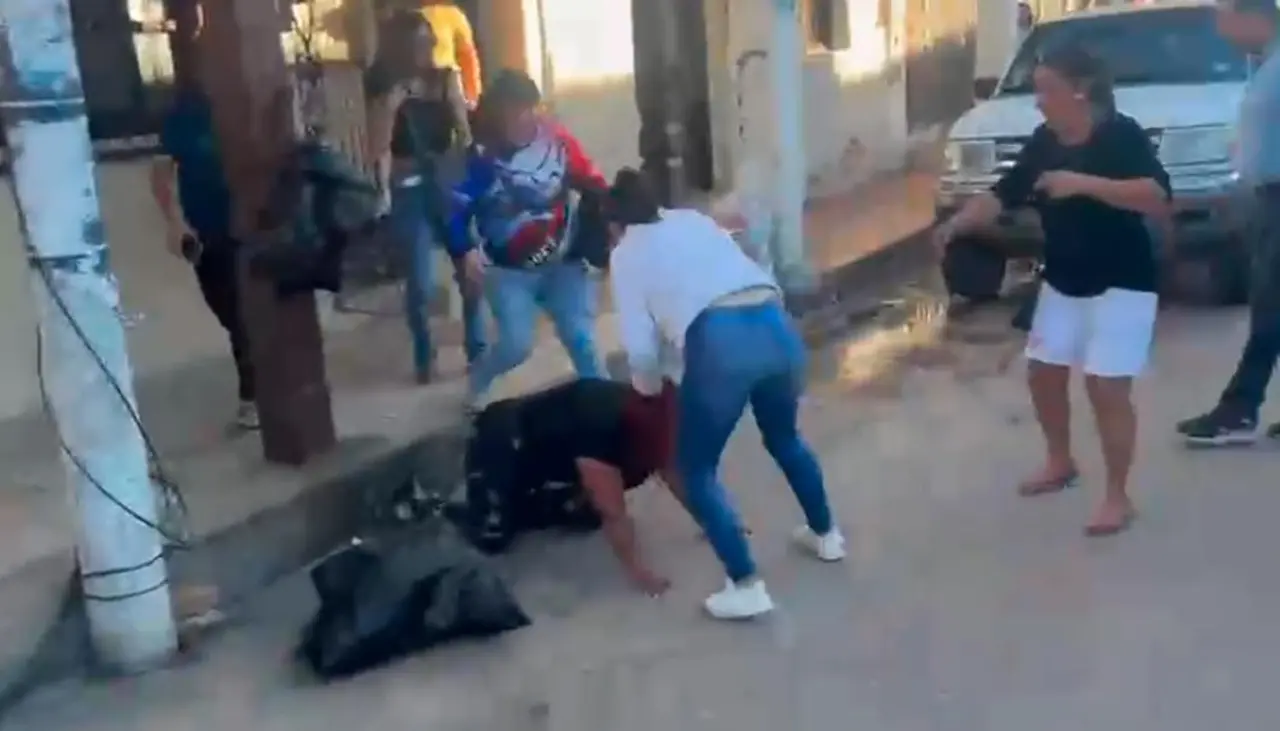 Video: Se registró una pelea campal tras audiencia del feminicida de Giselle 