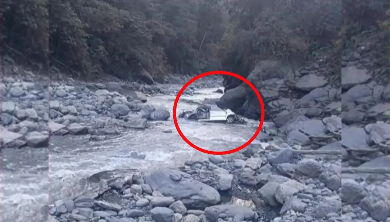En estado crítico, uno de los tres heridos del embarrancamiento en Sud Yungas
