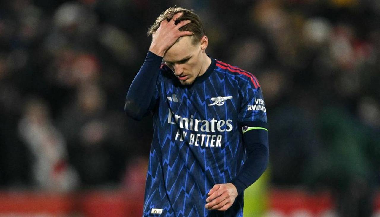 Arsenal empata con Brentford y comienza a sentir presión del City