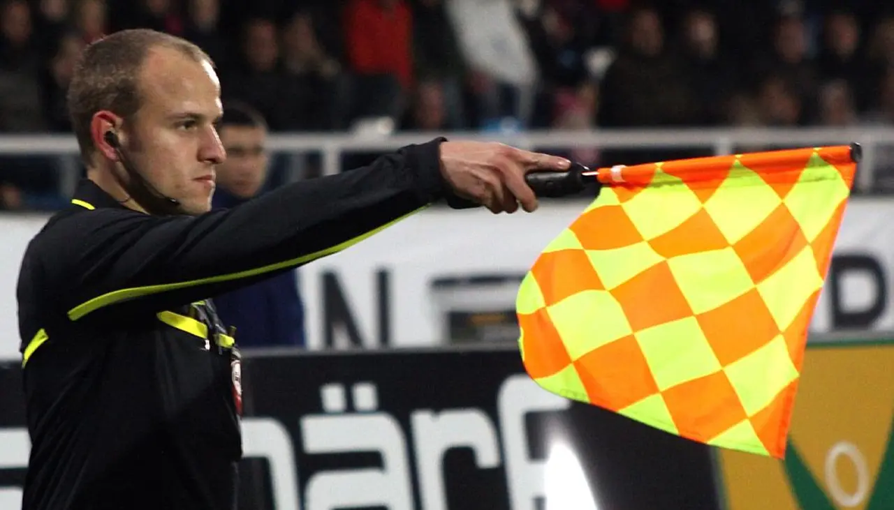 Finales de Copa Libertadores y Sudamericana contarán con fuera de juego semiautomático